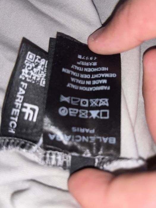 vand tricou balenciaga nou