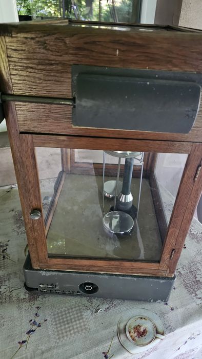 Balanță analitică de precizie veche