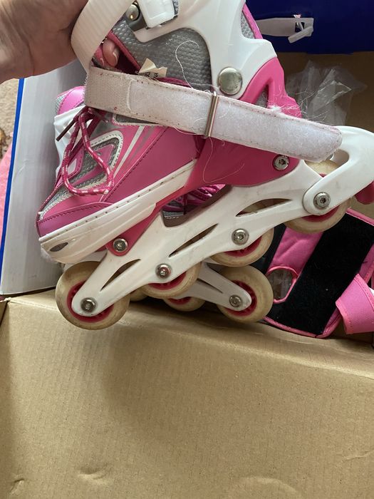 Детски растящи розови ролкови кънки кънки