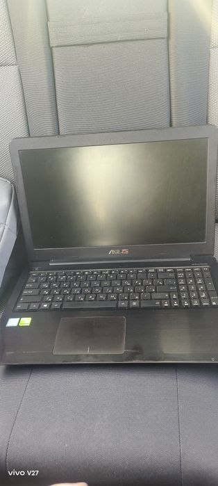 Asus kompyuter $