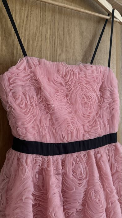 Розовое платье Zara