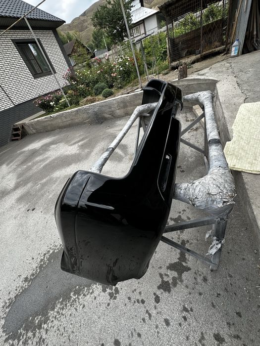 Задний бампер GX470