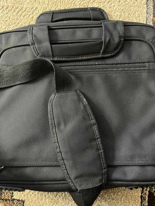 Geanta Dell de laptop neagra