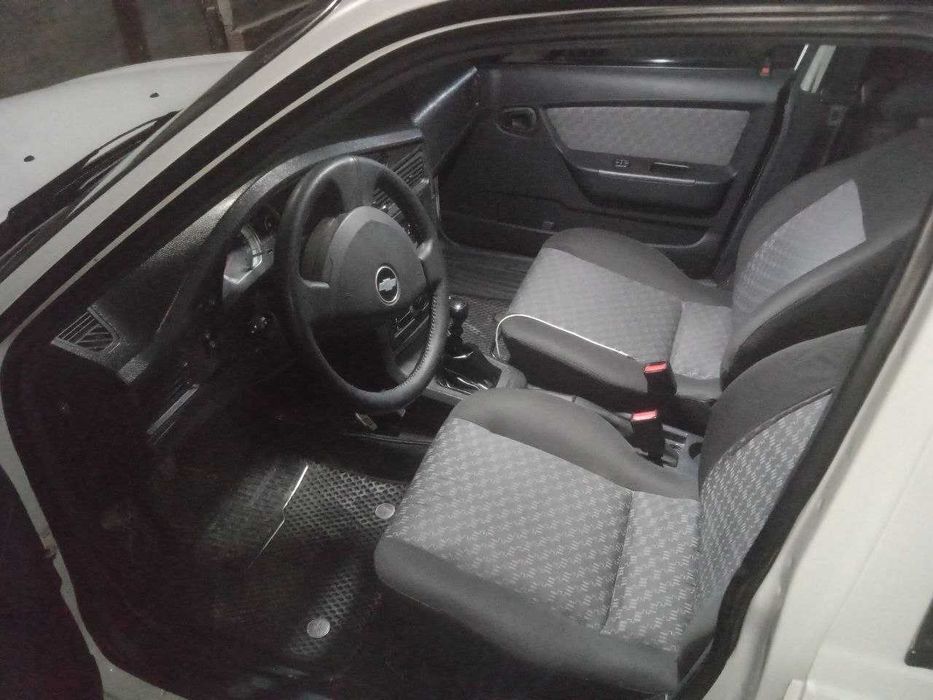 Nexia 2 sotiladi 2012 yil