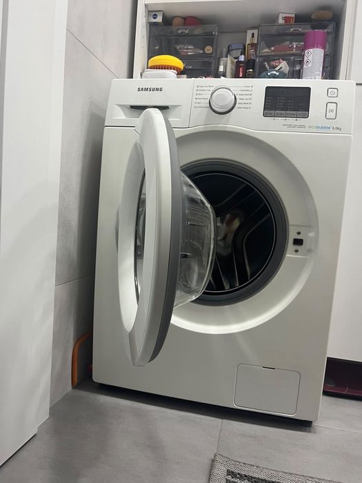 Mașină de spălat Samsung Eco Bubble Slim