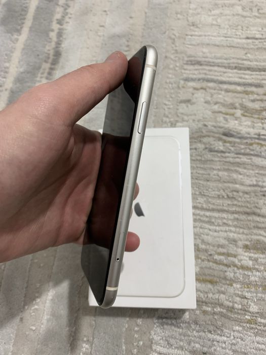 Продам iphone 11
