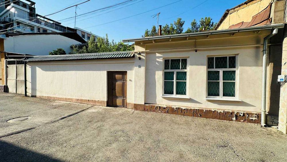 Продается участок 4-комнатный 2.7-соток, р-й М. Улугбек, улица Дархан