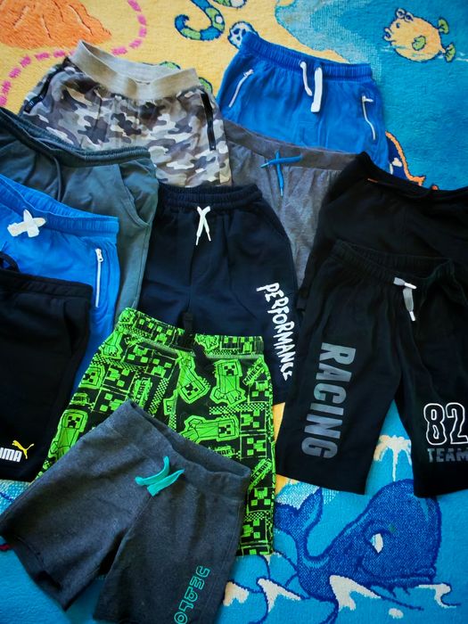 Lot pantaloni scurți ca noi 128