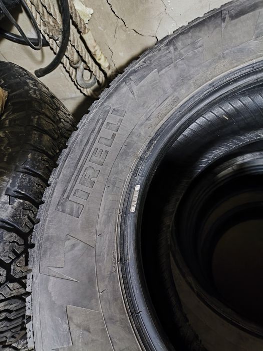 Зимние шины 265/65/17