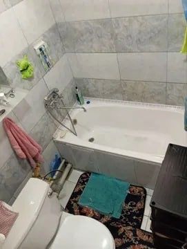 Срочно Продаётся Яккасарай 2/4/4 с мебелью техникой ремонт средний !