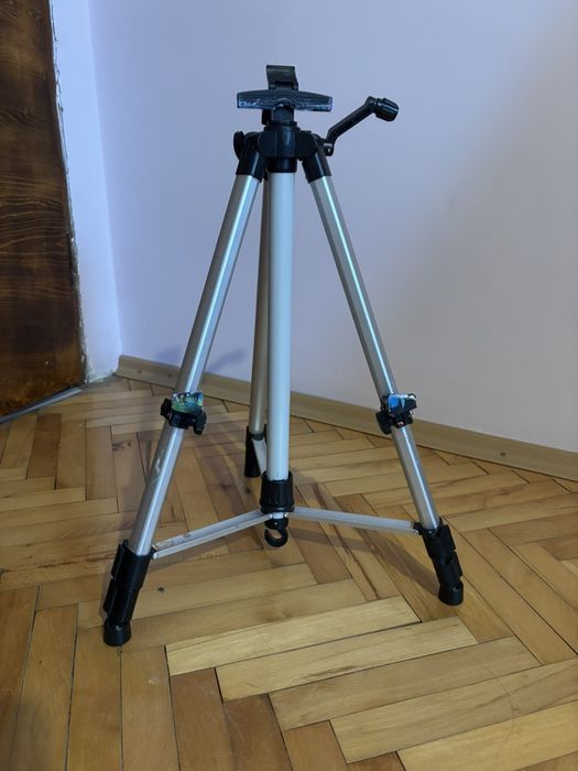 Сгъваем статив за рисуване