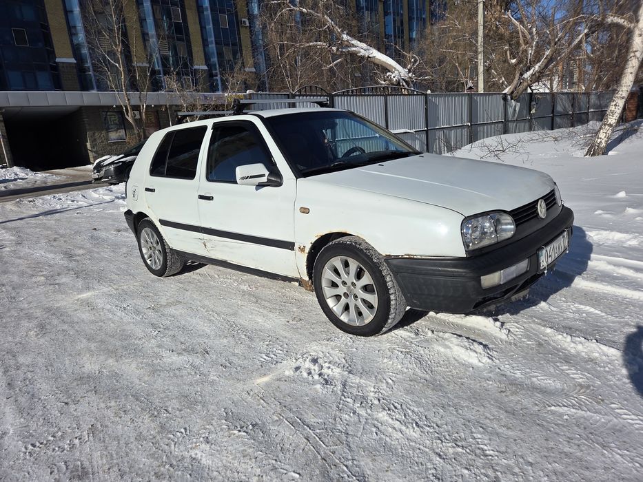 Golf 3 хачбек машина работяга