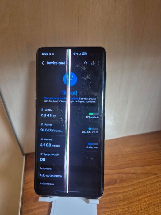 Samsung, IPhone.