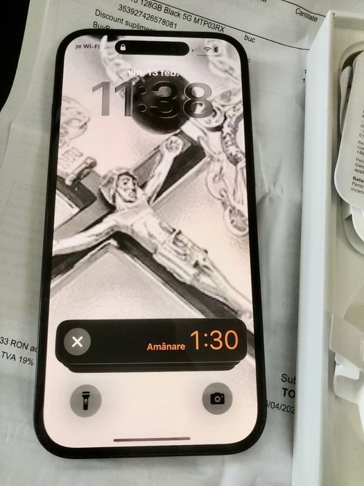 Iphone 15  black 128 gb