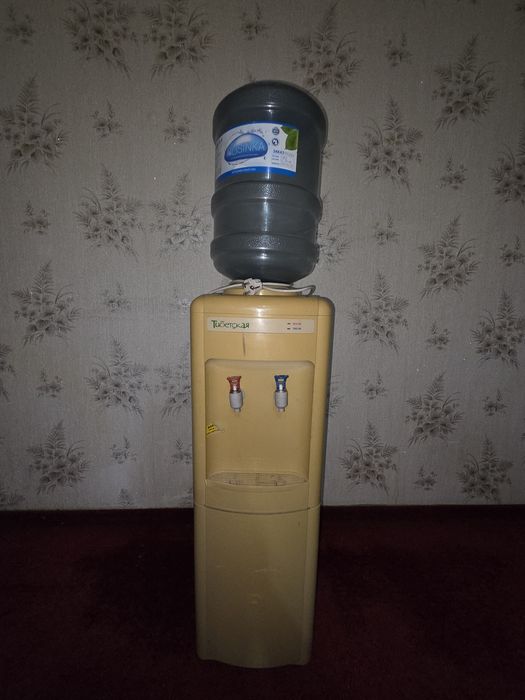 Продам  кулер (диспенсер) для воды