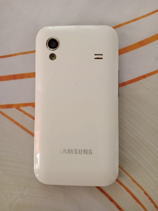 Телефон Samsung S5830-i