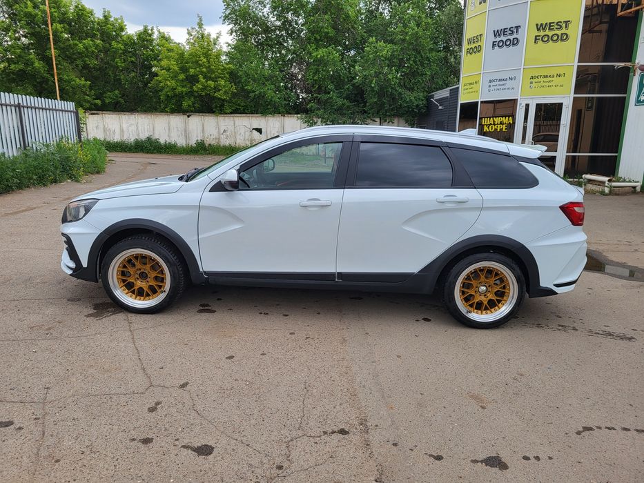 Веста SW Cross 2019