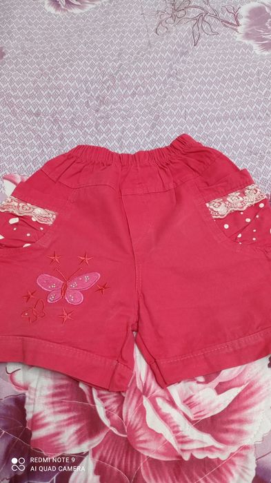 Шортики в хорошем состоянии на 6-8 лет.Цена за одни