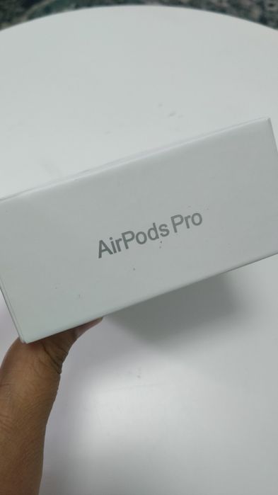 Casti Airpods Pro 2, apple noi, ANC, bass, sigilate