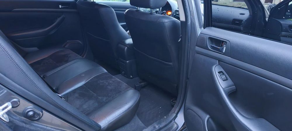 Toyota Avensis Toyota Avensis T25 177cp 200000km!