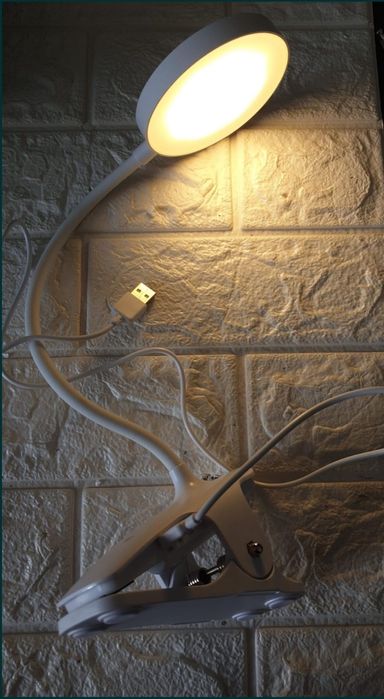 Lampa tactila cu clips