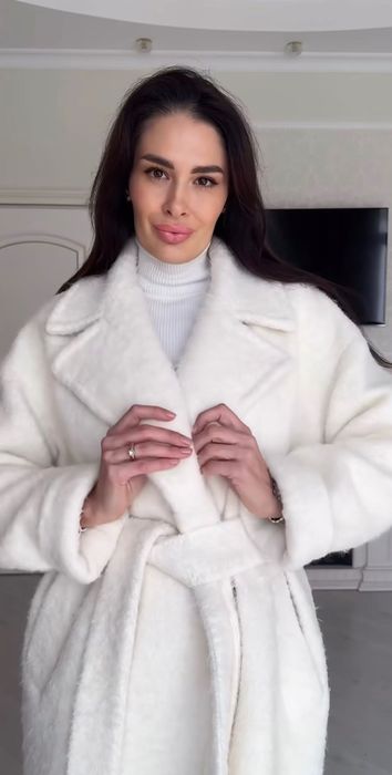 Geacă / Palton exclusiv, foarte călduros (S–M), stare impecabilă