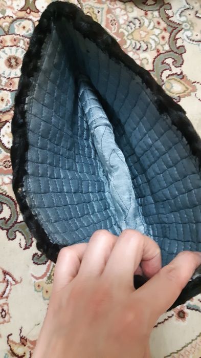 Каракулевая шапка новая