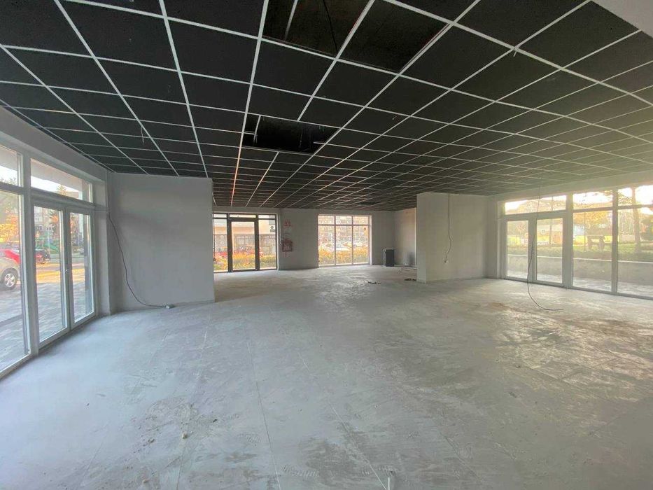 De Inchiriat Spatiu Comercial, 220 mp, Nufarul, GrandHill [proprietar]