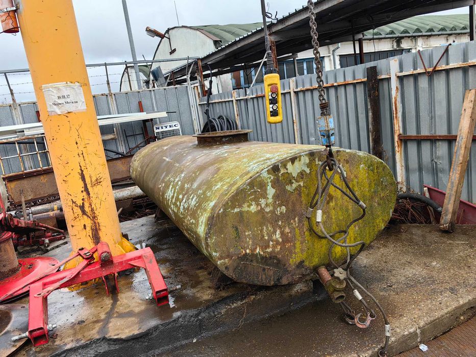 МЕТАЛНИ ЦИСТЕРНИ от Вода - 6 куб.м.