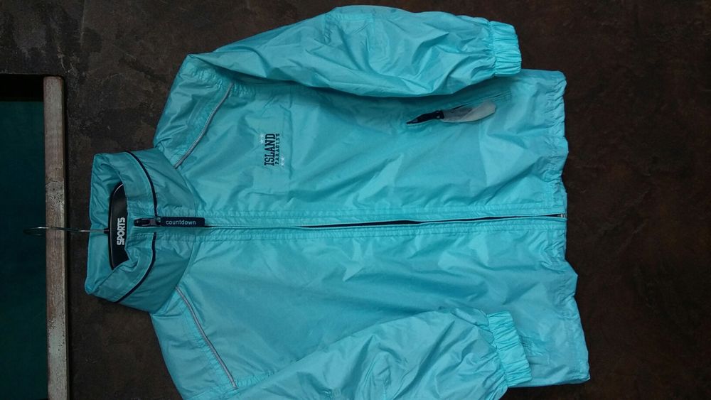 Ново тънко шушляково яке-116см, 10лв