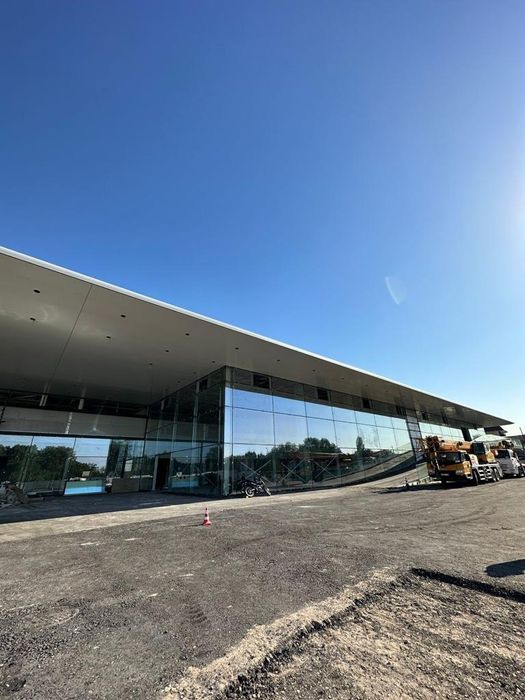 Алюминиевые окна и двери (витражи)