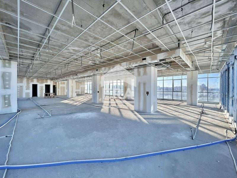 Продава се Офис в София, Люлин 8 - 342 кв.м за 1401 €/кв.м - Снимка #2