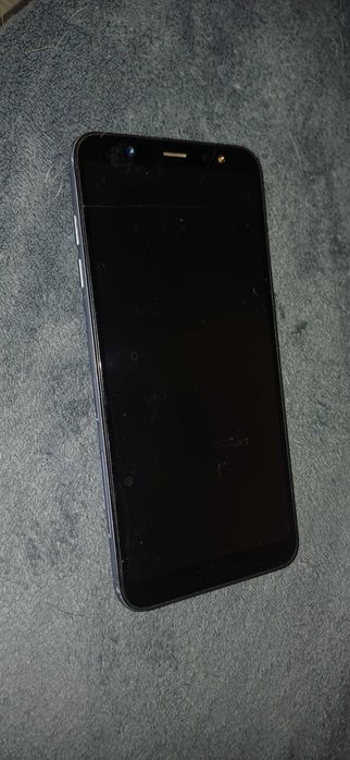 Telefon Samsung a6 duos , ecran protectie crapat
