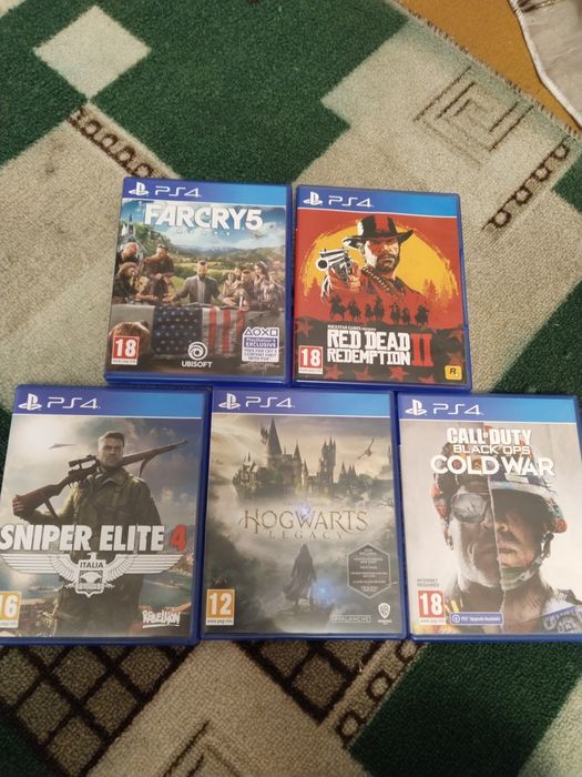 Продам пс4 с дисками