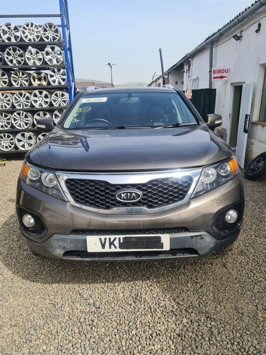 Far Dreapta Kia Sorento II 2009 - 2015 SUV 4 Usi (912) Cu lupă 921022PO
