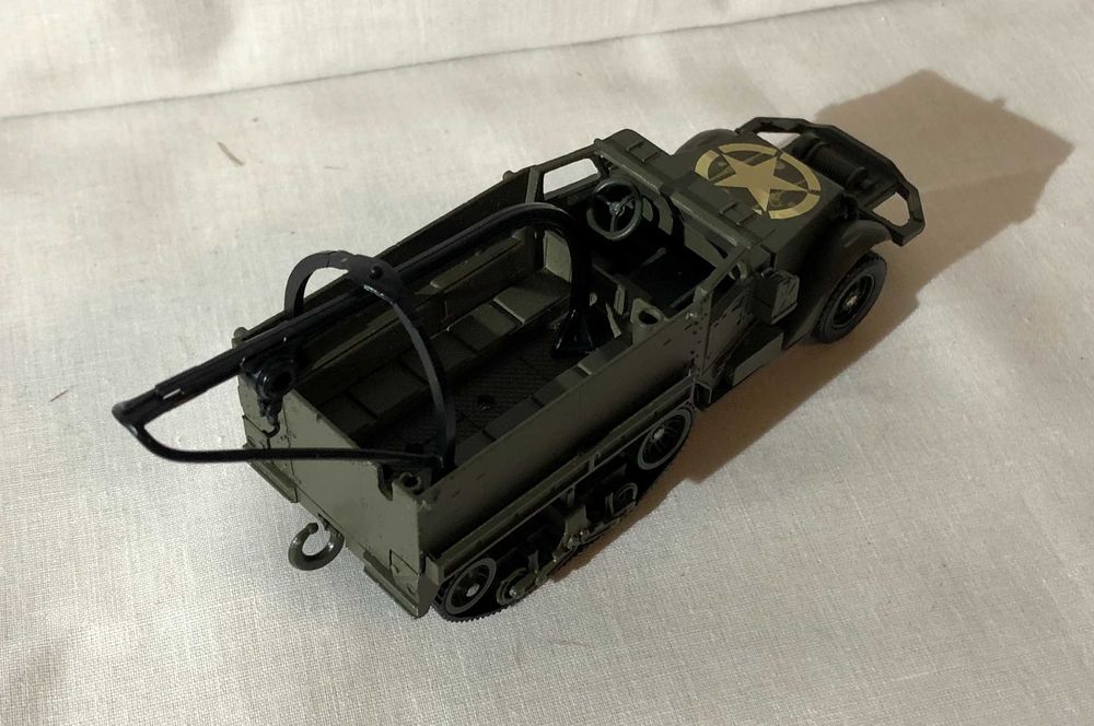 Macheta militara M3 Half Track USA WW2 Solido metal 1 43