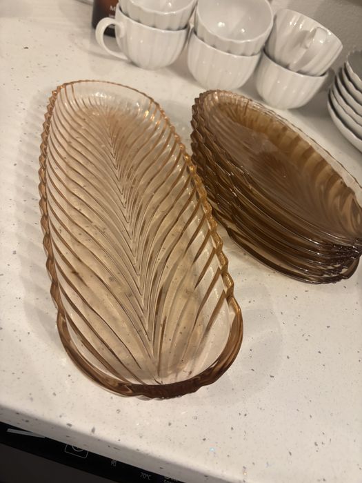 Serviciu de masa pentru prajituri