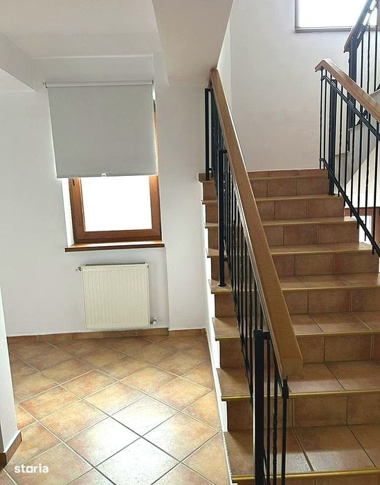 Vila 300 mp | 8 Camere | Ideala Birouri, Clinica sau Afterschool | Tei