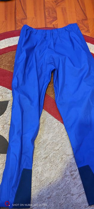 Vând pantaloni de iarnă mammut M