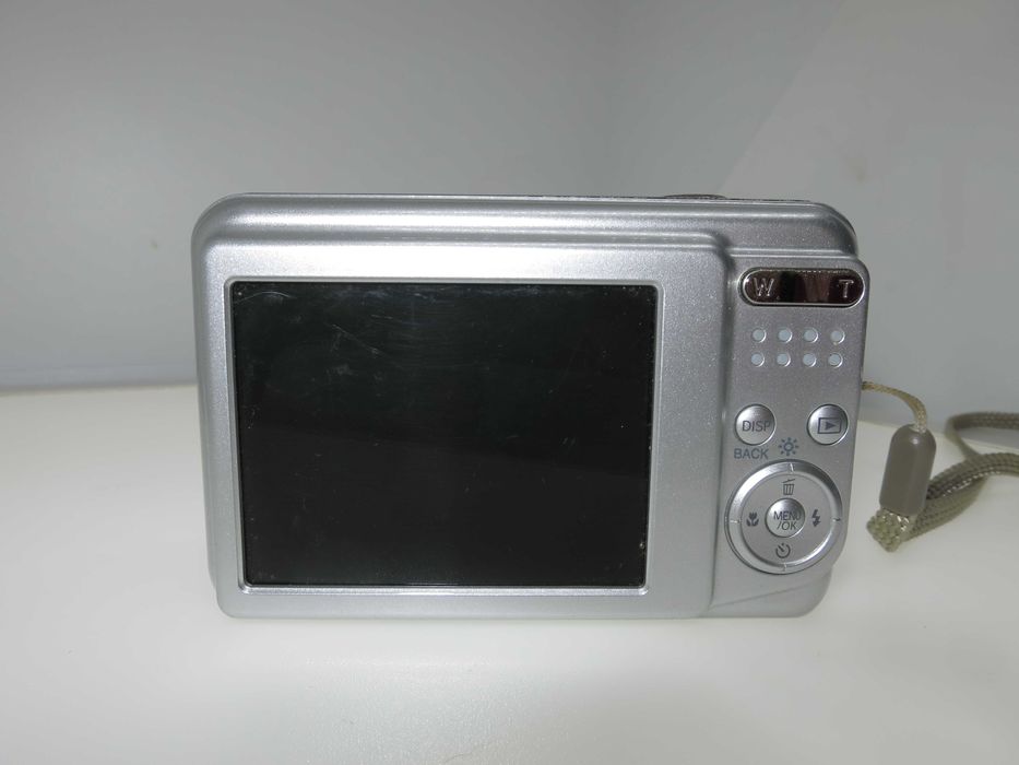 FujiFilm AX250 14MP компактен цифров фотоапарат дигитална камера