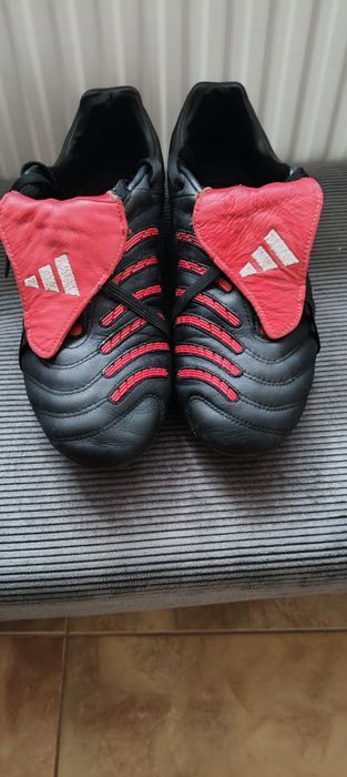 Ghete fotbal adidas Predator