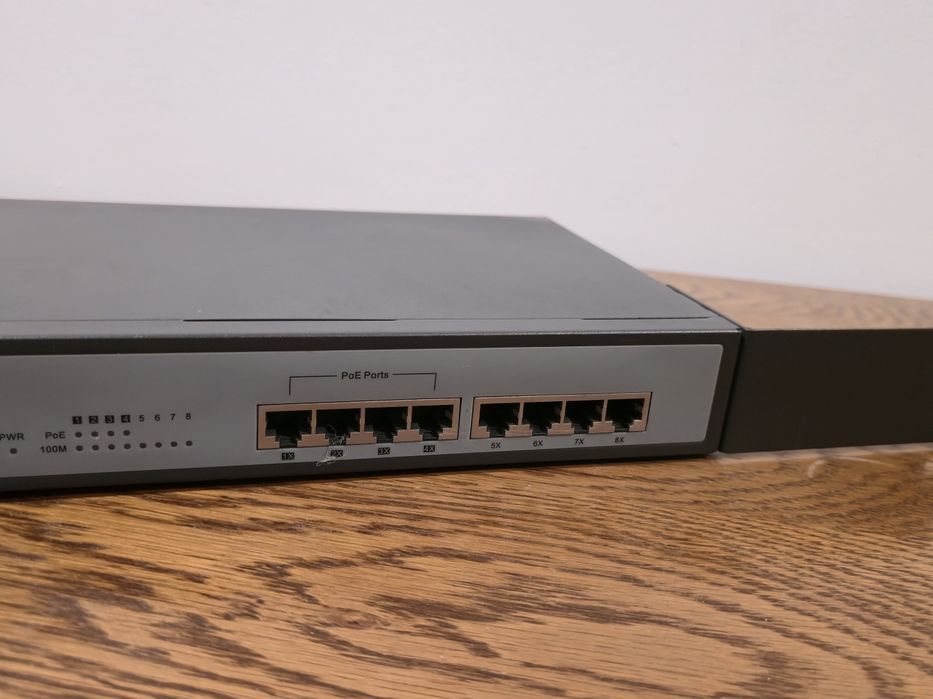 Switch Netis POE Rack