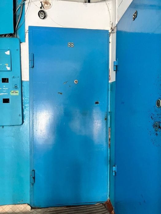 Продам дверь железо