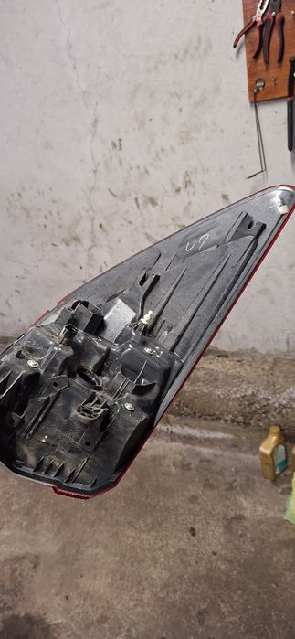 Десен стоп за Subaru Outbeck 2016 година