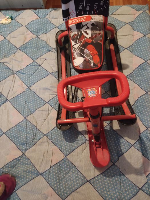 Продам санки классные