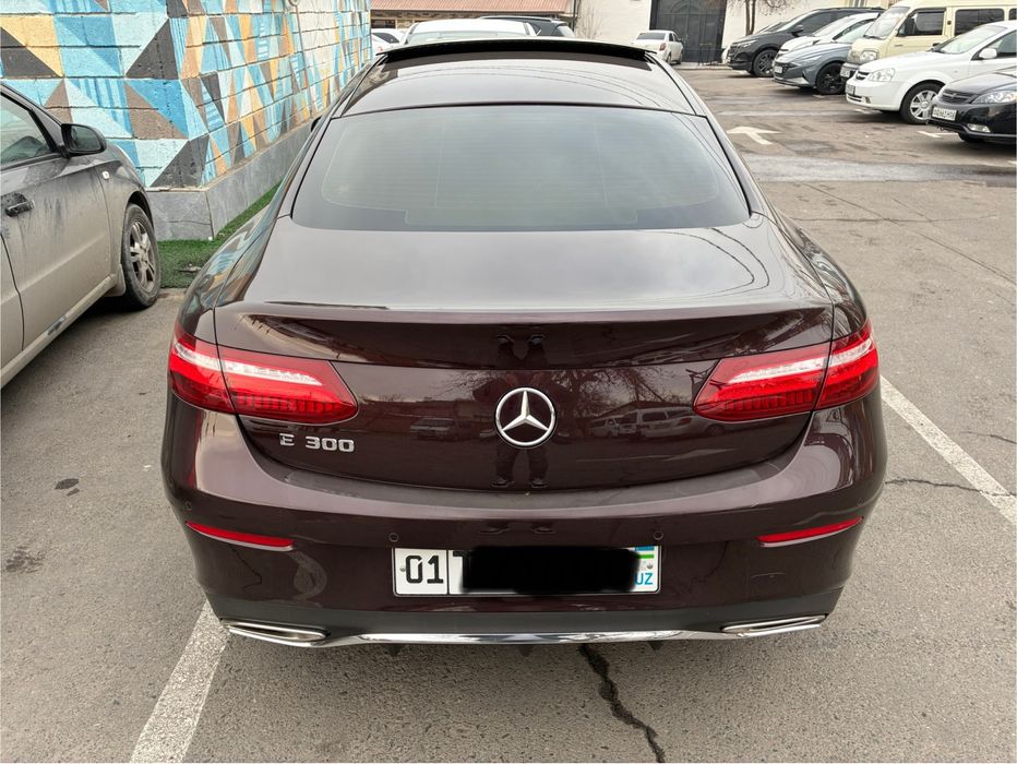 Mercedes E-class coupe 300