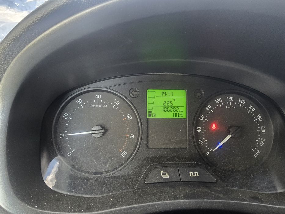 Vand skoda fabia 1,2 benzina
