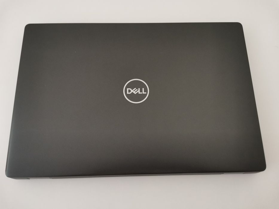 Laptop Dell Latitude 5400.