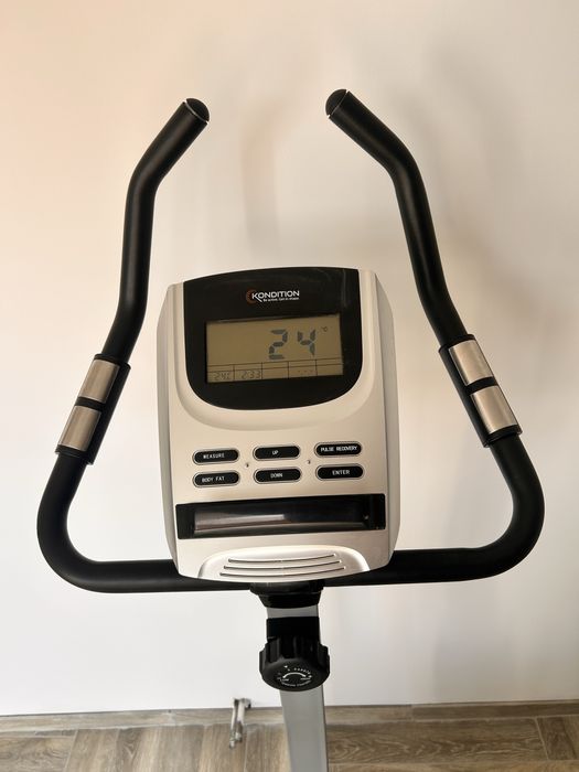 Bicicleta fitness Kondition BMG-5700 ideală pentru acasă