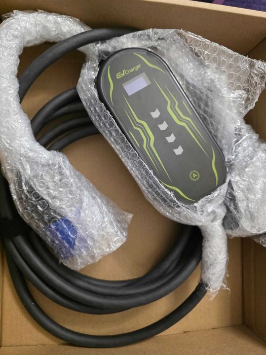 Зарядна станция Нова